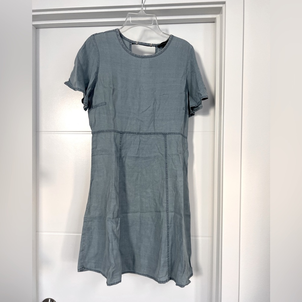 Banana Republic Flutter Sleeve Chambray Dress - NWT